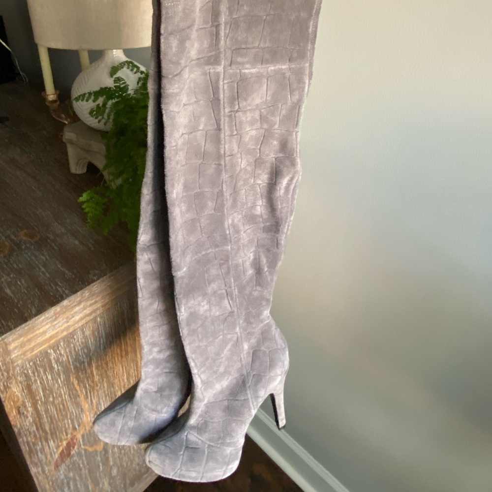 Report Signature Fairfax 3 Gray Suede OTK Over the Knee Thigh High Boots‎ | 7.5 - Picture 4 of 11